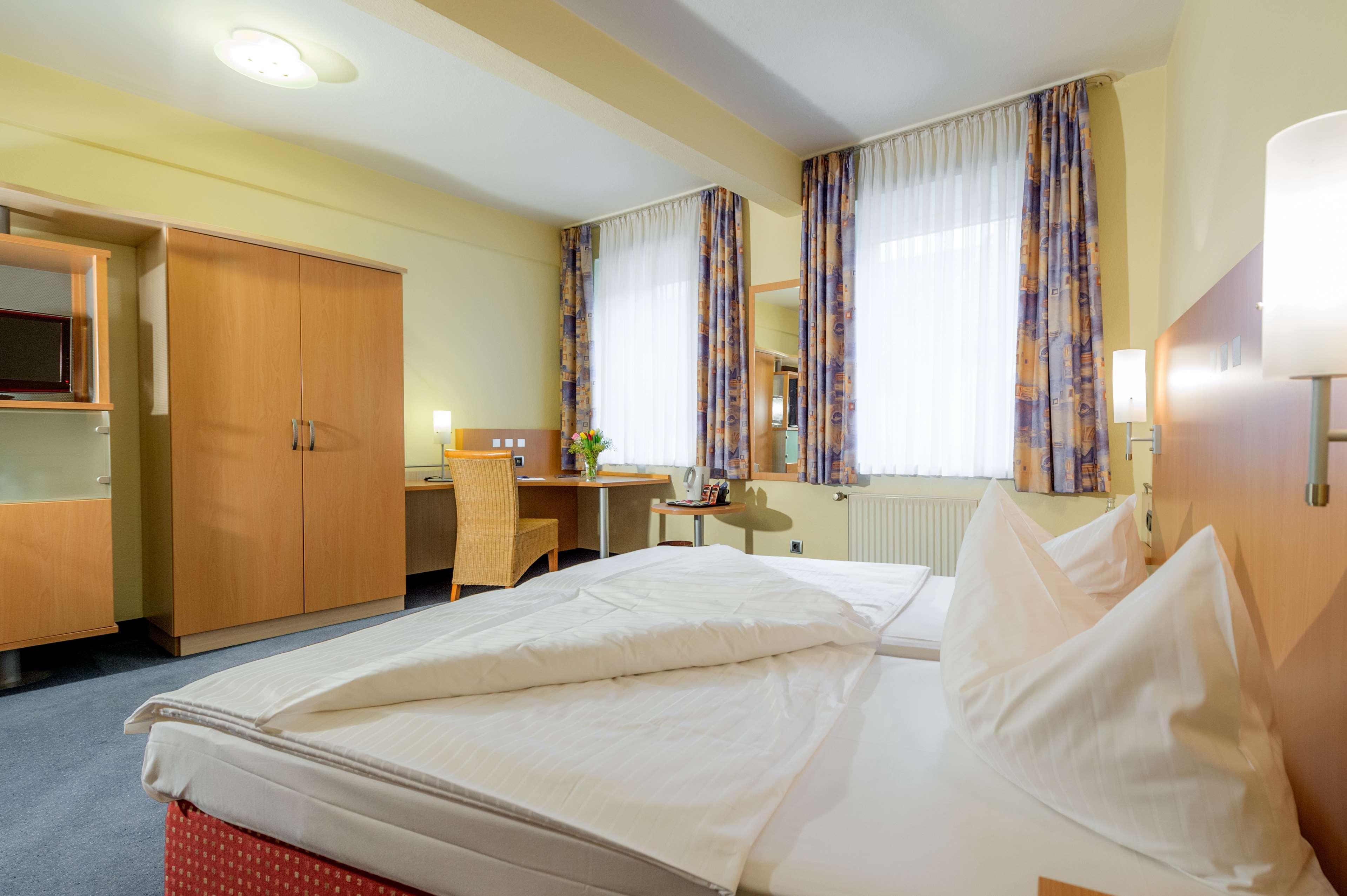 Best Western Weymouth Hotel Rembrandt Buitenkant foto